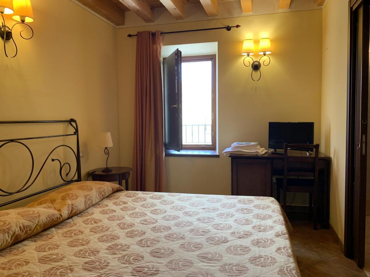 Seiterre Agriturismo Tenuta San Leone Villa Valeggio sul Mincio Eksteriør bilde