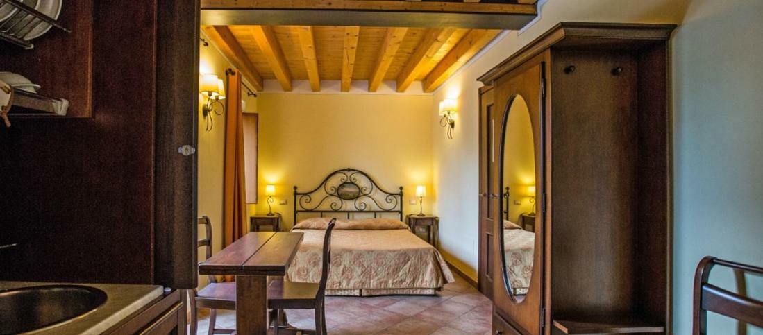 Seiterre Agriturismo Tenuta San Leone Villa Valeggio sul Mincio Eksteriør bilde